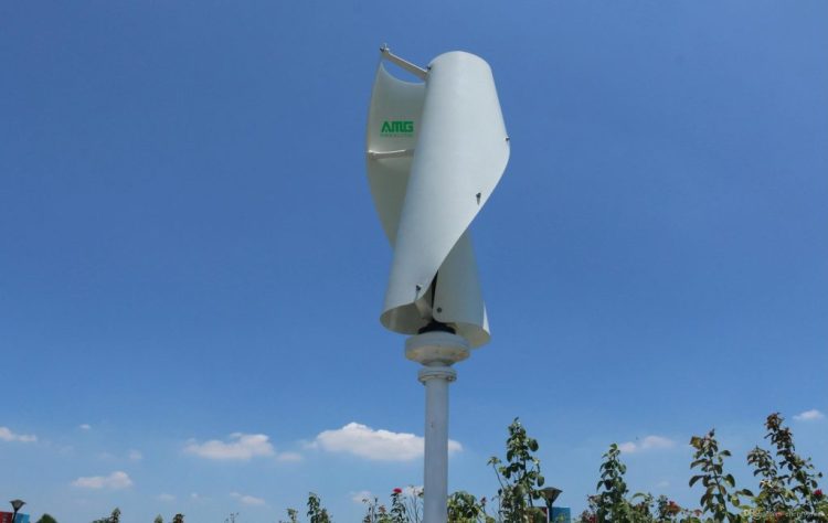 Ensuring Safety: Best Practices for Wind Turbine Service Providers