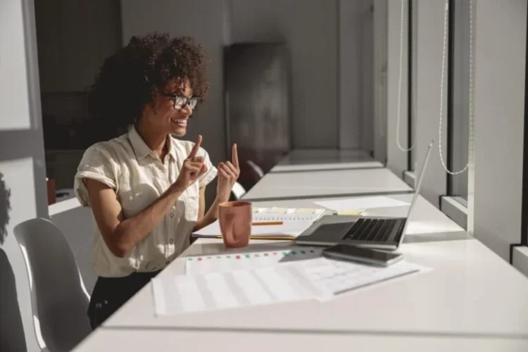 Addressing Diversity: How Deaf Workplace Assessments Improve Work Environments