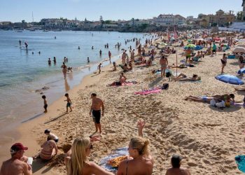 Cornwall’s Gateway to the World: Uncovering the Charm of Newquay Airport Escapes