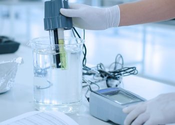 Buy Distilled Water: The Key to Precision in Scientific and Industrial Testing