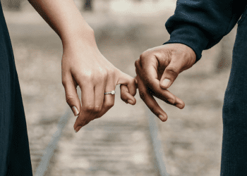 Holistic Passion: Natural Supplements to Strengthen Intimacy