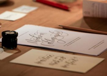 From Beginner to Beautiful: Elevating Your Handwriting with a Private Calligraphy Workshop in London