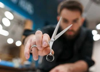 Unlock Your Cutting Potential: Choosing the Right Barber Scissors