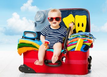 Simplifying Holiday Packing: How a Baby Packing List Can Save Your Sanity